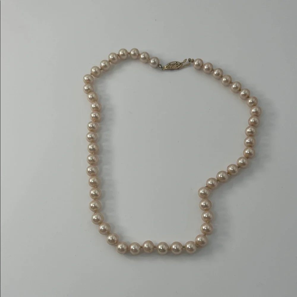 Classic Cream Pearl Necklace - Picture 12 of 16